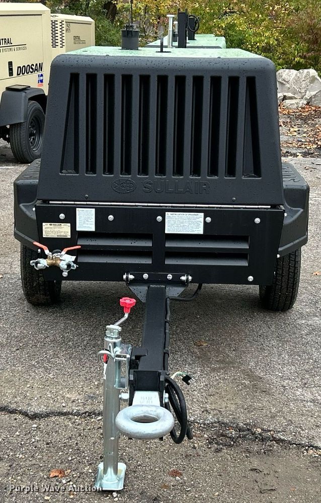 image for item NR9291 2023 Sullair 185D  air compressor