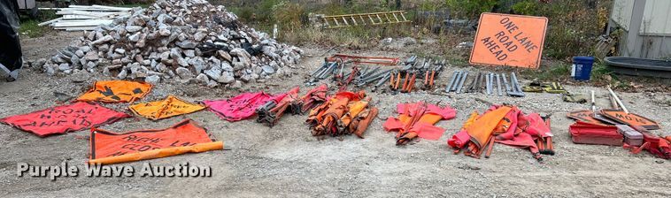 image for item NR9298 Traffic control equipment