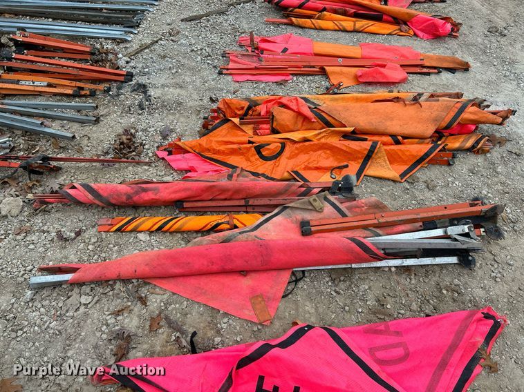 image for item NR9298 Traffic control equipment