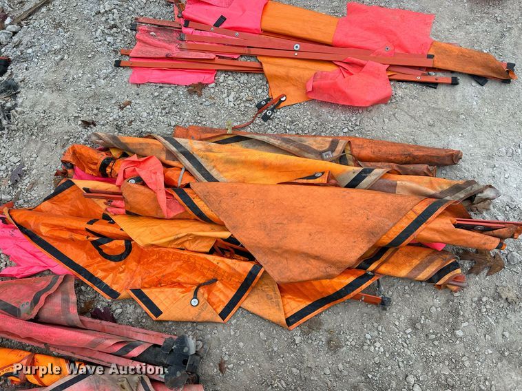 image for item NR9298 Traffic control equipment