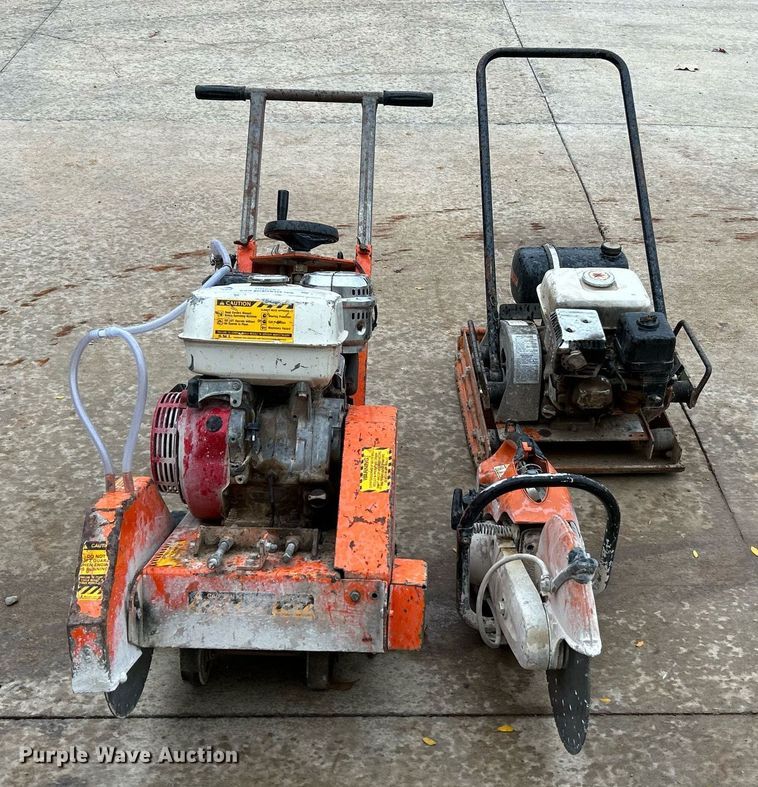 image for item NR9299 Concrete equipment