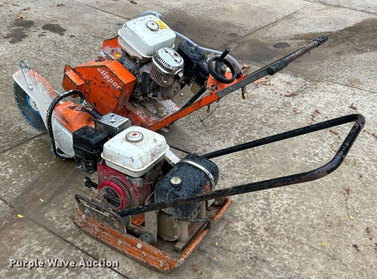 image for item NR9299 Concrete equipment