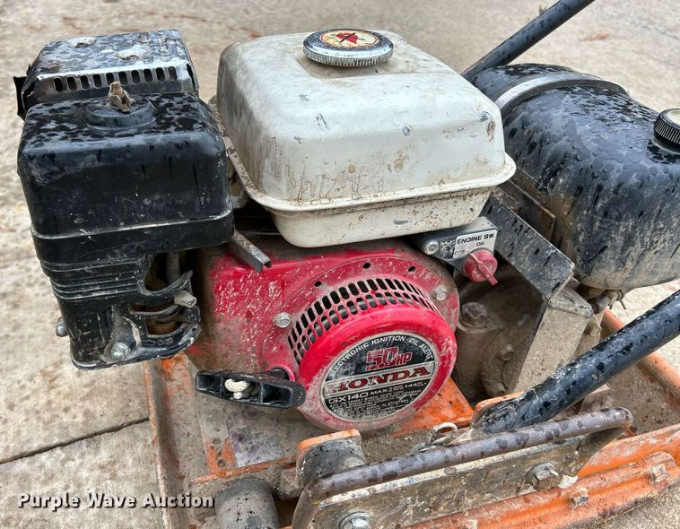 image for item NR9299 Concrete equipment