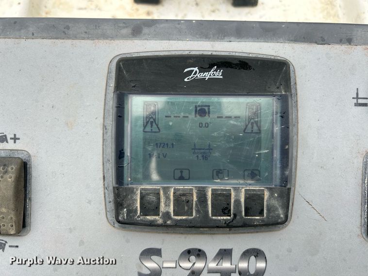 image for item NR9301 Somero S-940  laser screed