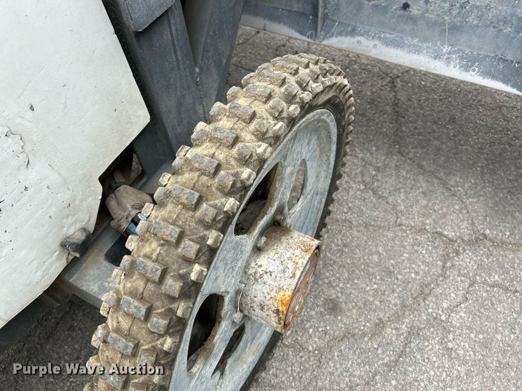 image for item NR9301 Somero S-940  laser screed