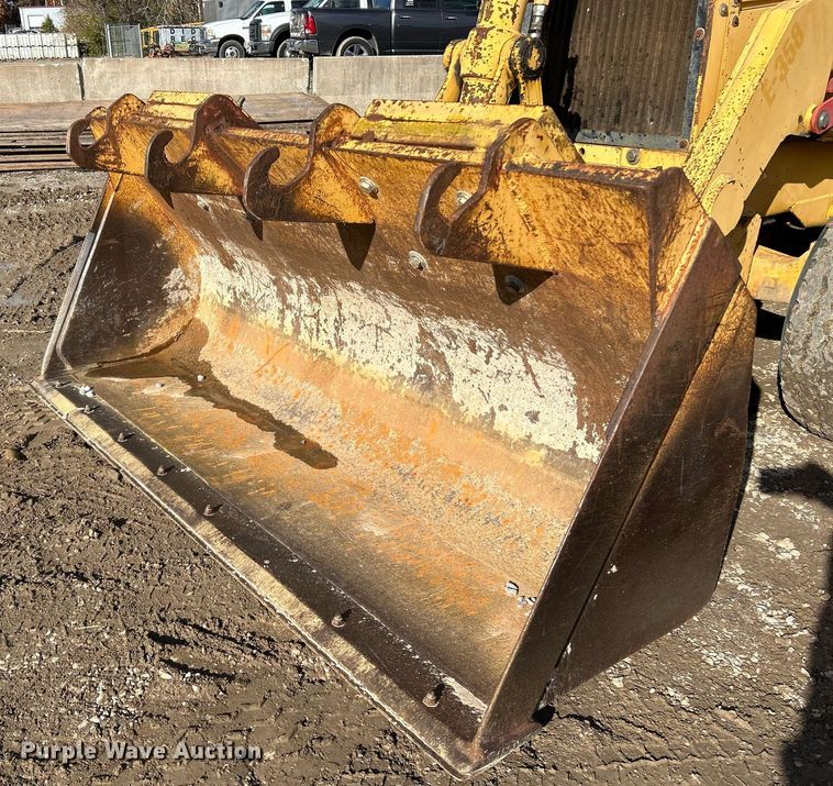 image for item NR9317 1997 John Deere 710D  backhoe