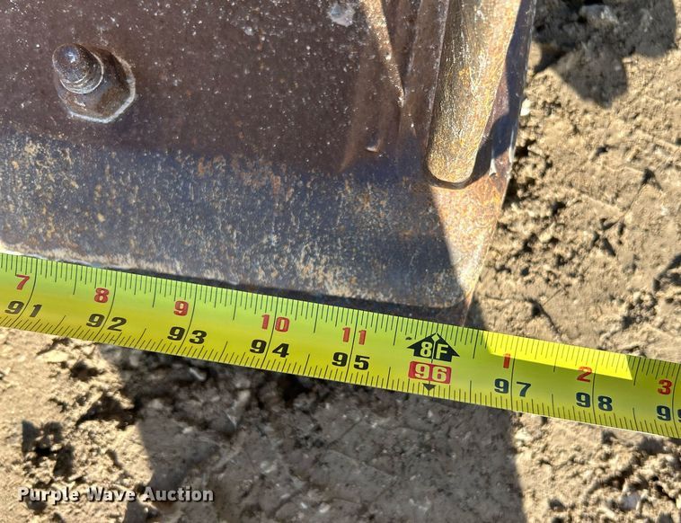 image for item NR9317 1997 John Deere 710D  backhoe