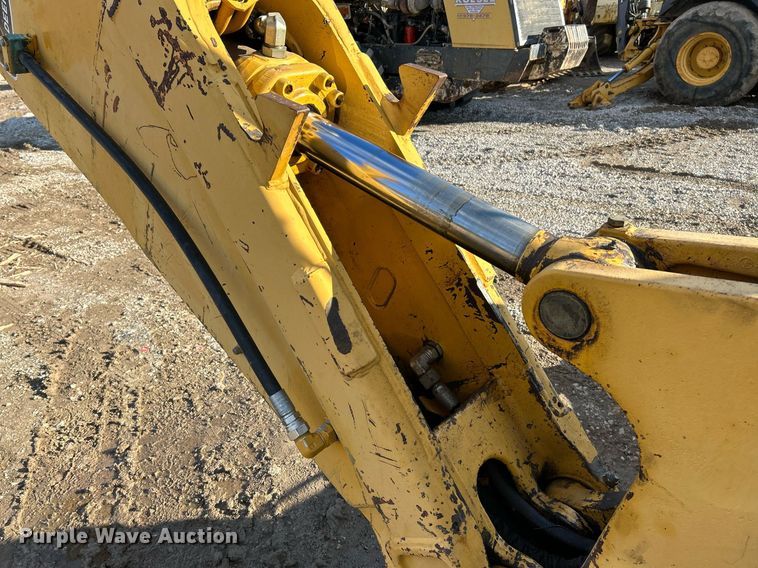 image for item NR9317 1997 John Deere 710D  backhoe