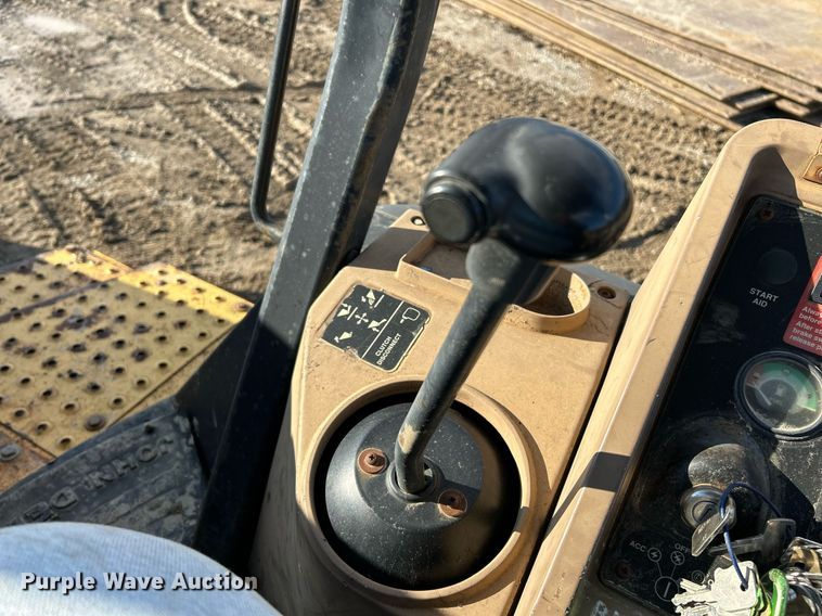 image for item NR9317 1997 John Deere 710D  backhoe