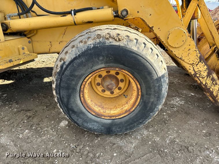 image for item NR9317 1997 John Deere 710D  backhoe