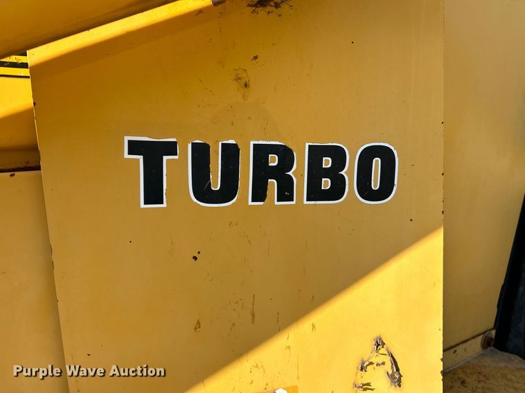 image for item NR9317 1997 John Deere 710D  backhoe