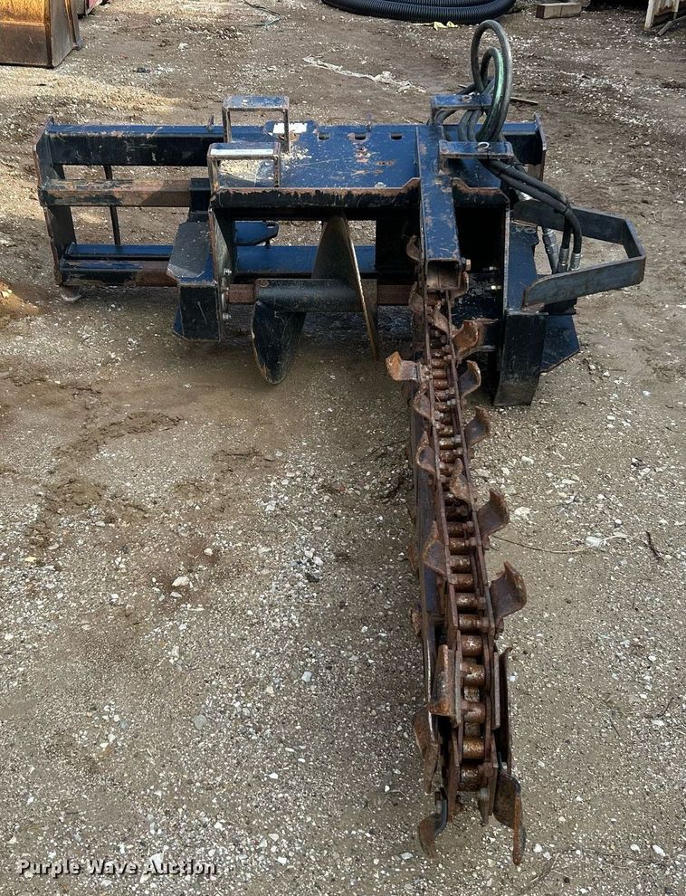 image for item NR9318 John Deere TR48  skid steer trencher