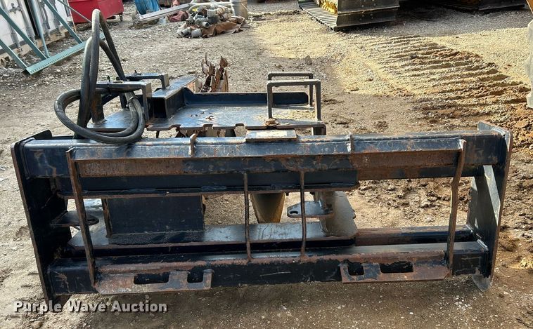 image for item NR9318 John Deere TR48  skid steer trencher