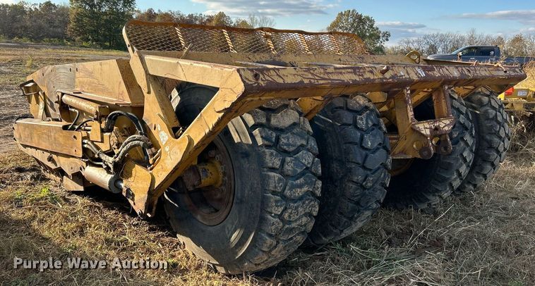 image for item NR9319 2003 Reynolds 17CS12  scraper