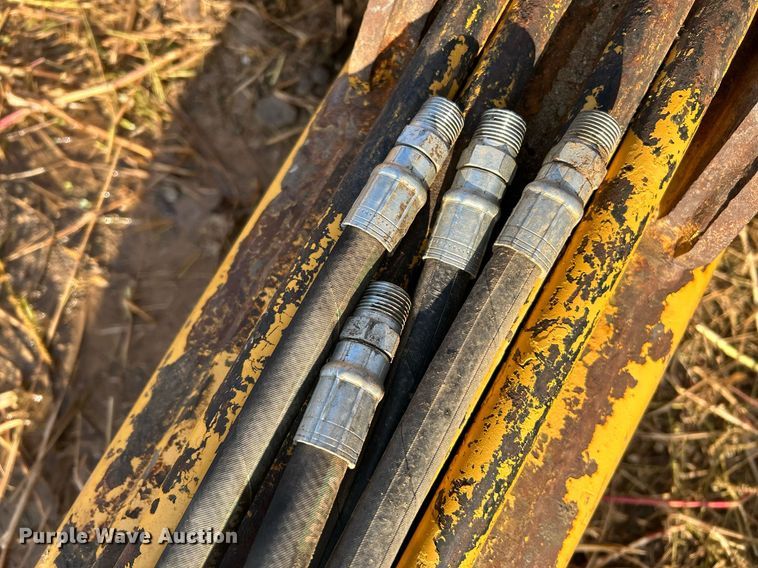 image for item NR9319 2003 Reynolds 17CS12  scraper