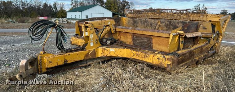 image for item NR9320 2004 Reynolds 17CS12  scraper