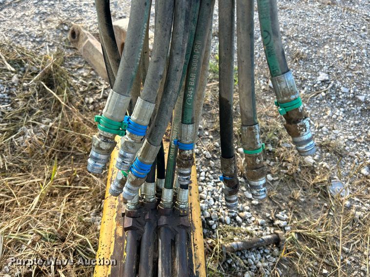 image for item NR9320 2004 Reynolds 17CS12  scraper