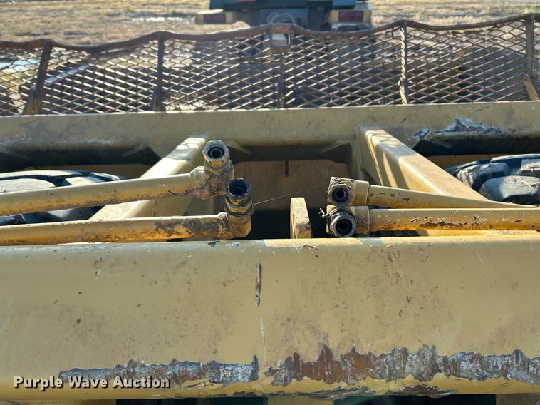 image for item NR9321 2002 Reynolds 17CS12  scraper