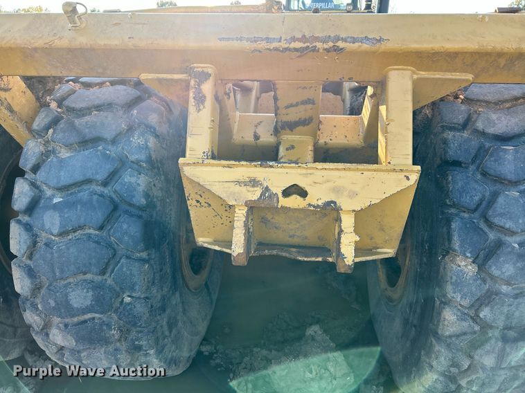 image for item NR9321 2002 Reynolds 17CS12  scraper