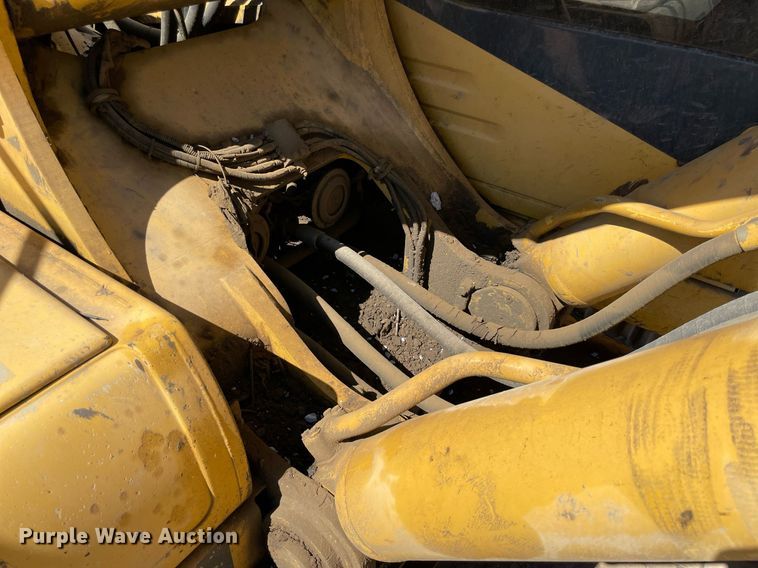 image for item NT9484 2004 Komatsu PC400LC-7L  excavator