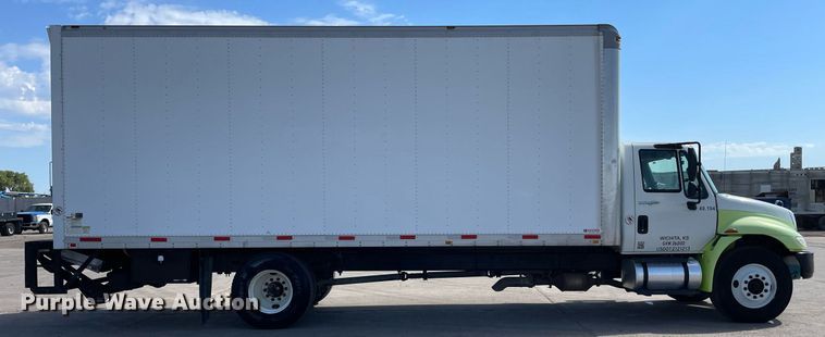 image for item NX9873 2013 International 4300  box truck with fuel/lube system