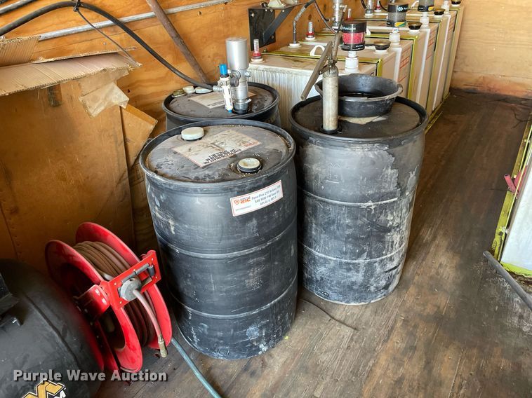 image for item NX9873 2013 International 4300  box truck with fuel/lube system