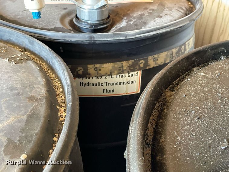 image for item NX9873 2013 International 4300  box truck with fuel/lube system