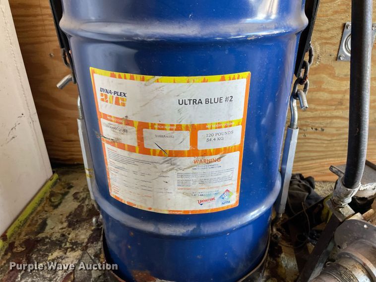 image for item NX9873 2013 International 4300  box truck with fuel/lube system