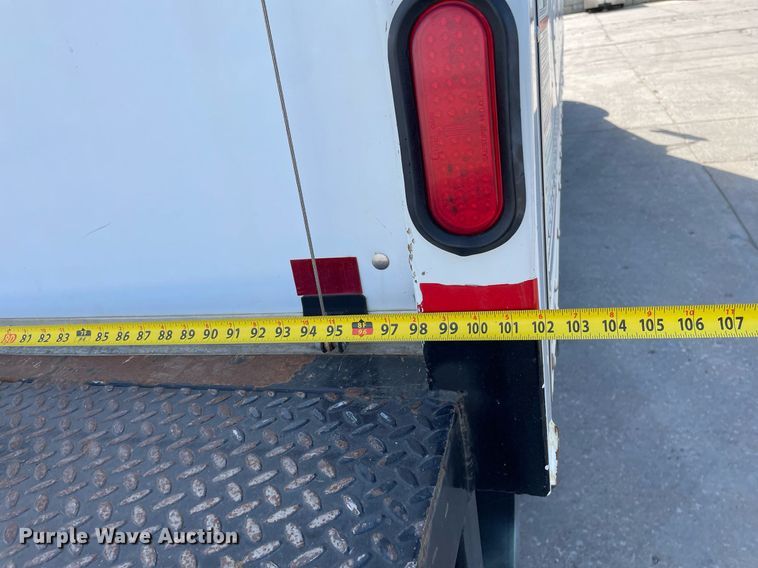 image for item NX9873 2013 International 4300  box truck with fuel/lube system