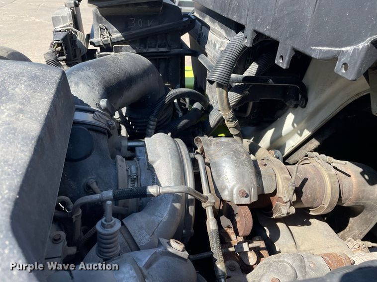 image for item NX9873 2013 International 4300  box truck with fuel/lube system