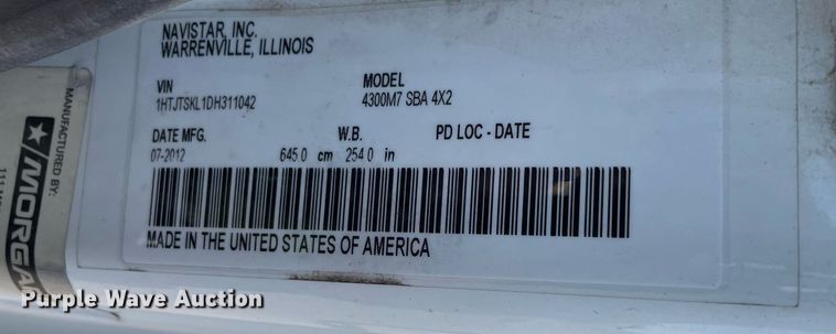 image for item NX9873 2013 International 4300  box truck with fuel/lube system