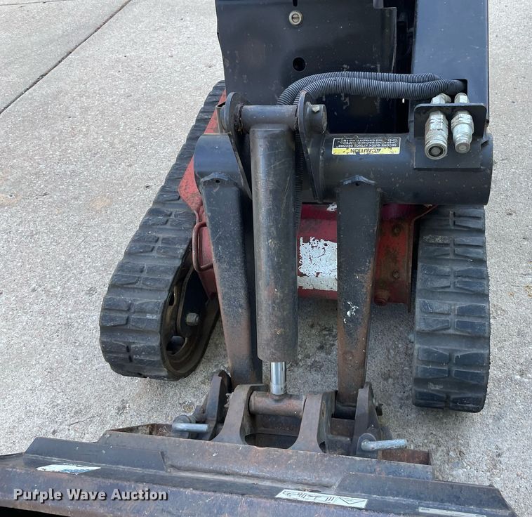 image for item NX9912 2004 Toro Dingo TX413  compact utility loader