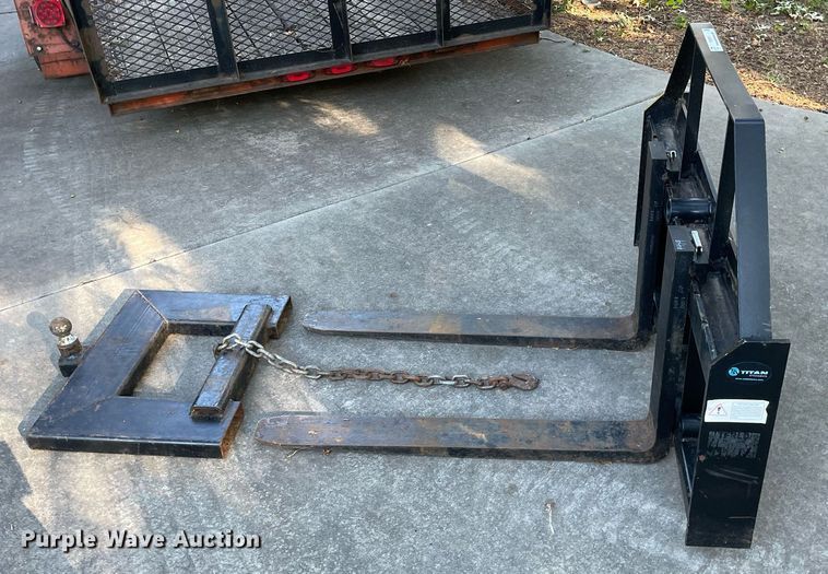 image for item NX9914 Titan  compact utility loader forks