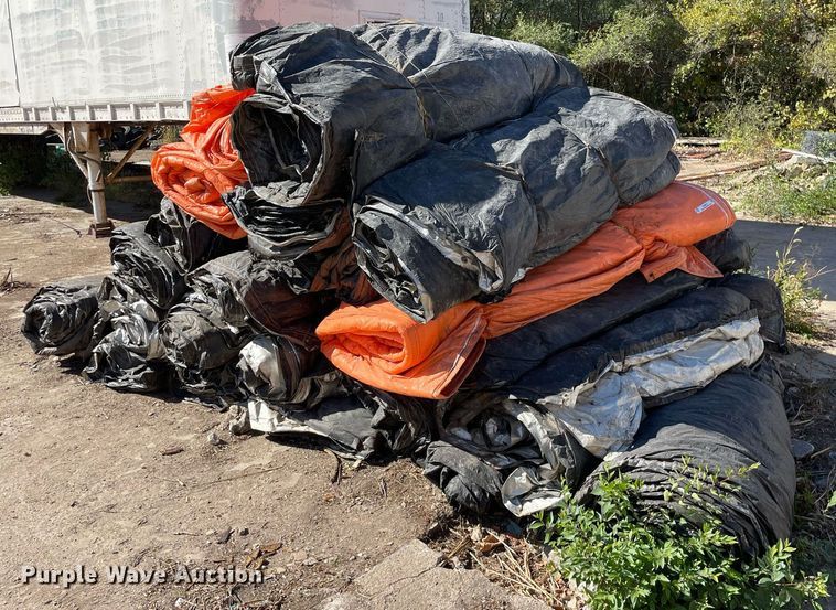 image for item NX9917 Approximately 45 concrete blankets