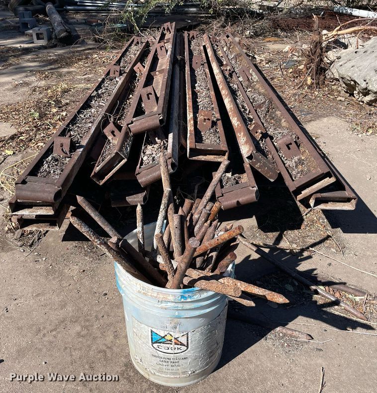 image for item NX9920 Concrete forms