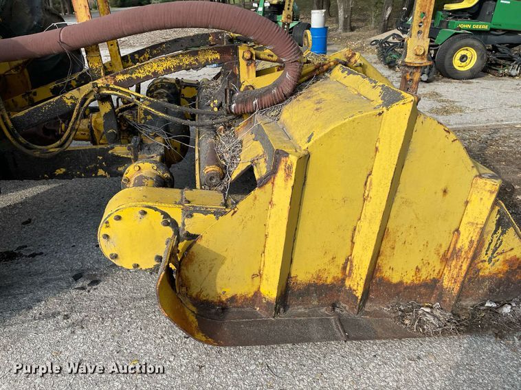 image for item NX9959 Pettibone SM-710  soil stabilizer / recycler