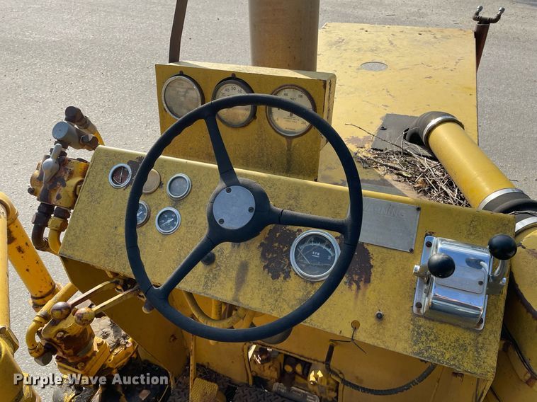 image for item NX9959 Pettibone SM-710  soil stabilizer / recycler