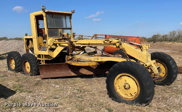 image for item NX9964 Caterpillar 112  rigid frame motor grader