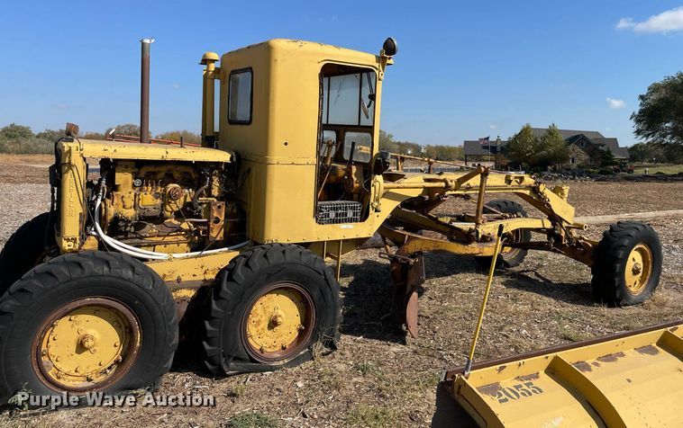 image for item NX9964 Caterpillar 112  rigid frame motor grader