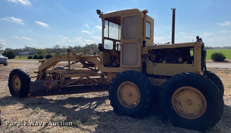 image for item NX9964 Caterpillar 112  rigid frame motor grader