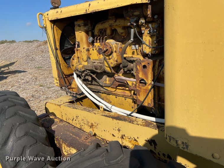 image for item NX9964 Caterpillar 112  rigid frame motor grader