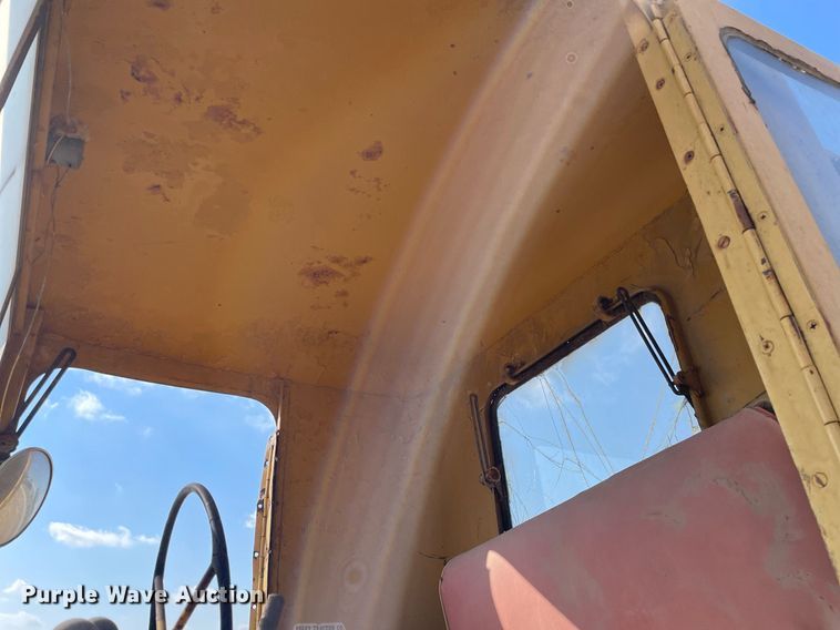 image for item NX9964 Caterpillar 112  rigid frame motor grader