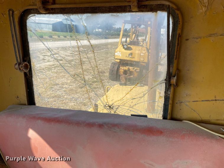 image for item NX9964 Caterpillar 112  rigid frame motor grader