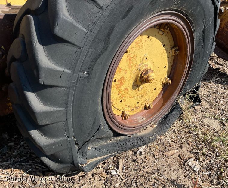 image for item NX9964 Caterpillar 112  rigid frame motor grader