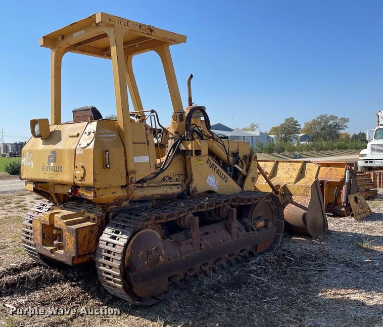 image for item NX9965 1981 Fiat-Allis FL10C  track loader