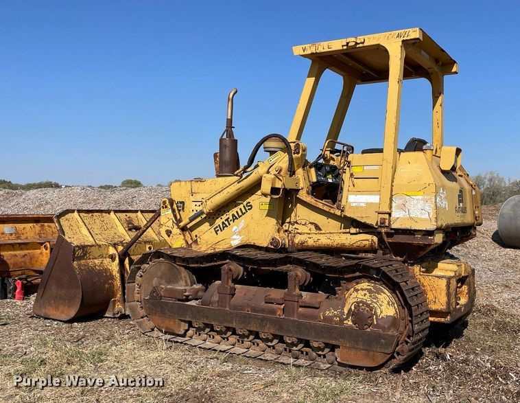 image for item NX9965 1981 Fiat-Allis FL10C  track loader