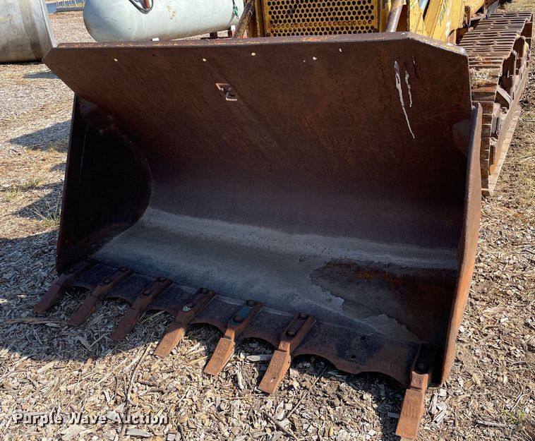 image for item NX9965 1981 Fiat-Allis FL10C  track loader