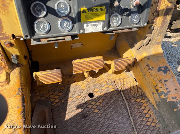 image for item NX9965 1981 Fiat-Allis FL10C  track loader