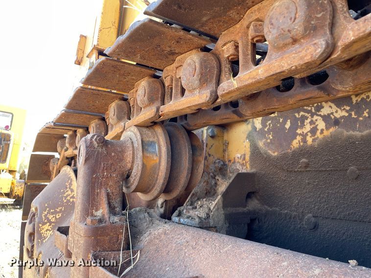 image for item NX9965 1981 Fiat-Allis FL10C  track loader