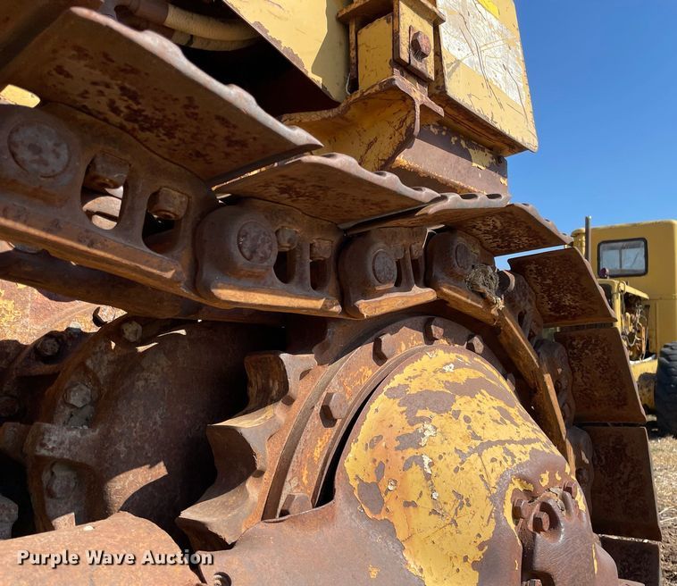 image for item NX9965 1981 Fiat-Allis FL10C  track loader